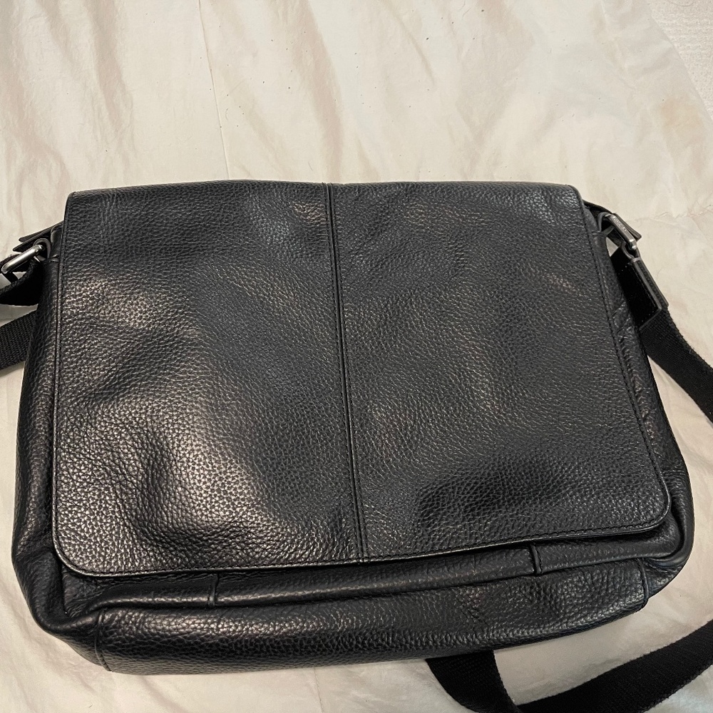Messenger Laptop Bag (Genuine Leather) Crossbody- Fossil Brand